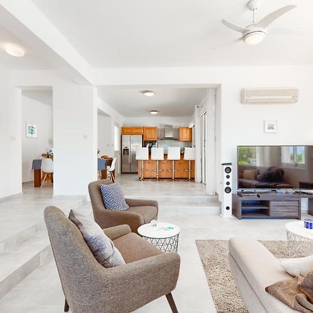 Villa Atlantica Пея Екстериор снимка