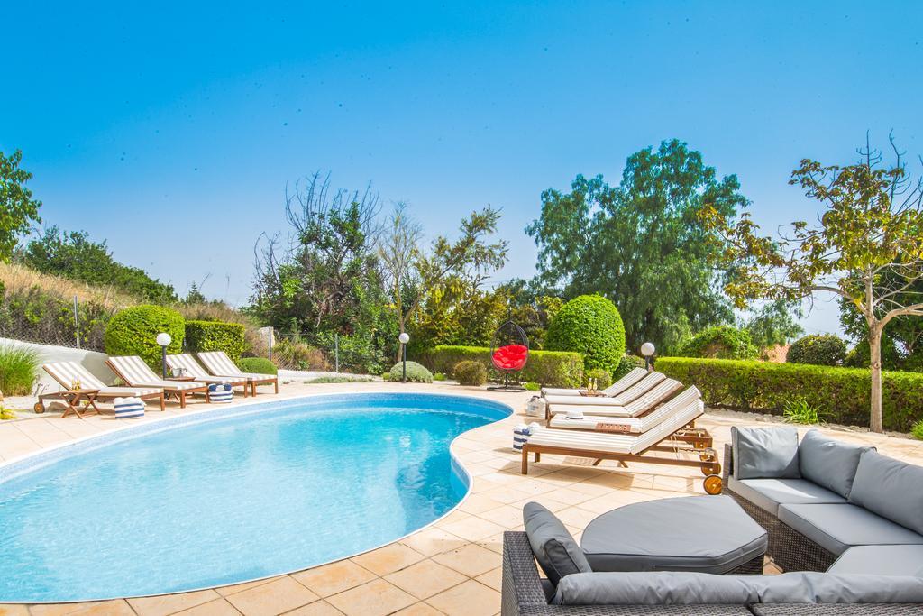 Villa Atlantica Пея Екстериор снимка