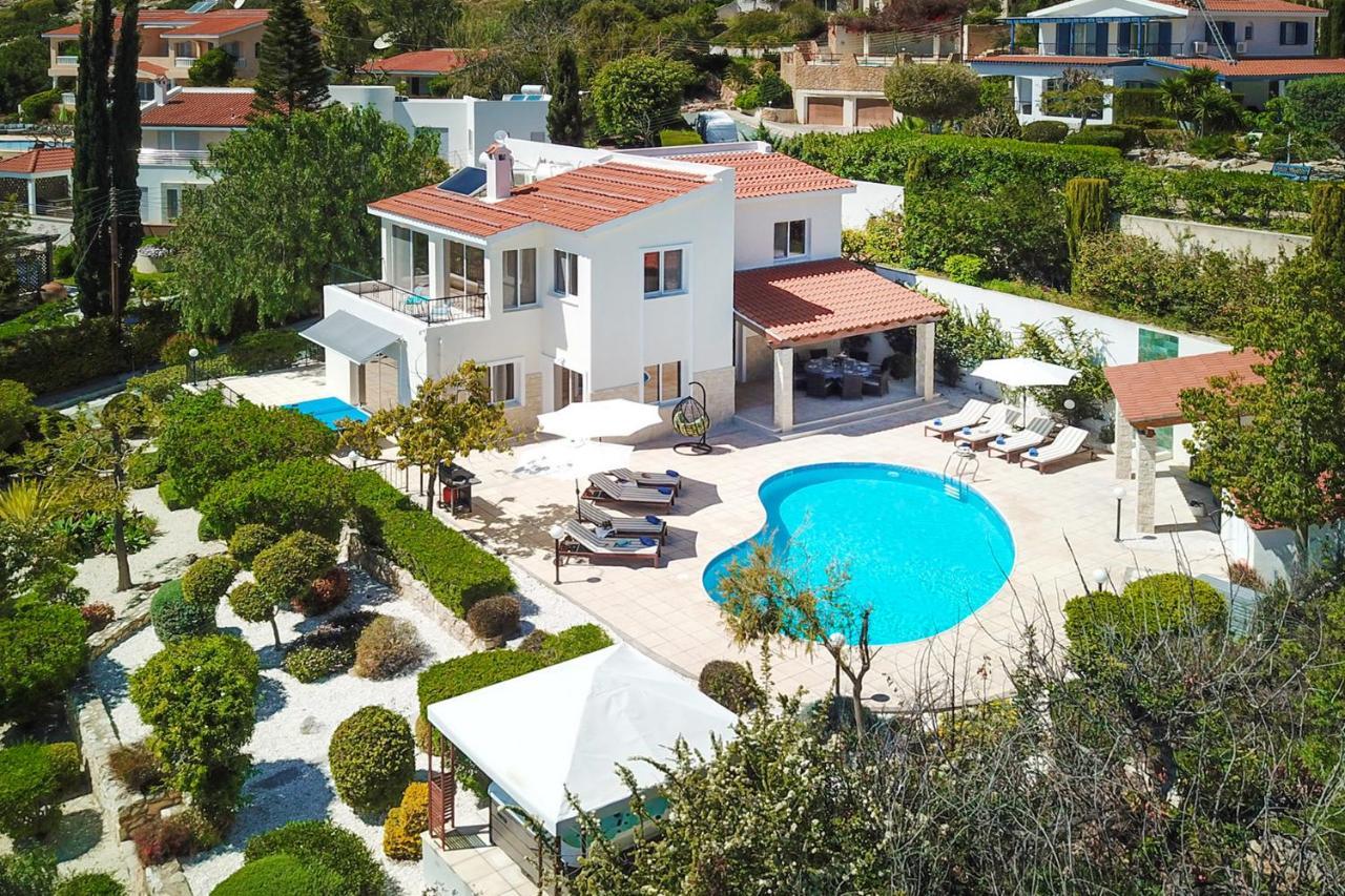 Villa Atlantica Пея Екстериор снимка