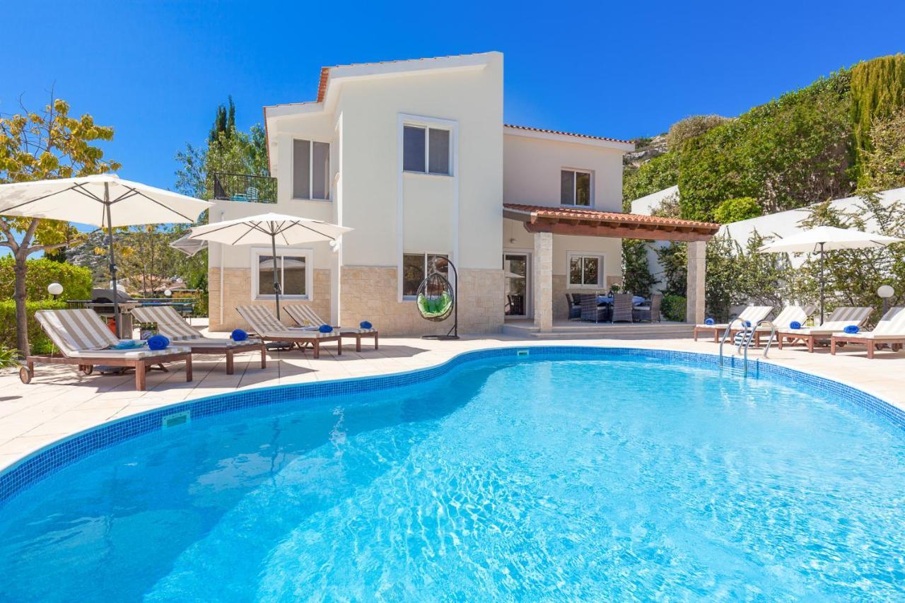 Villa Atlantica Пея Екстериор снимка