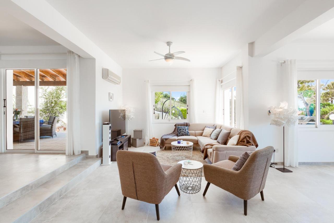 Villa Atlantica Пея Екстериор снимка