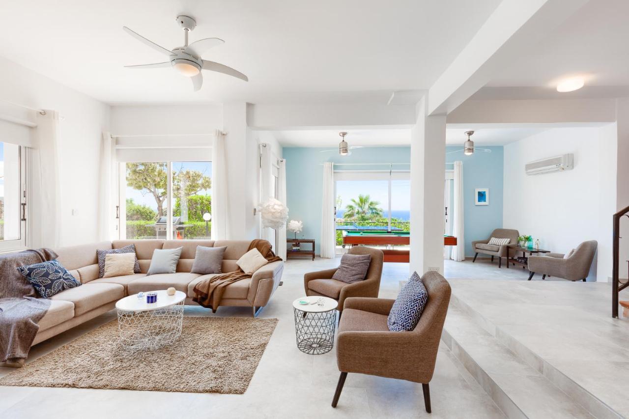 Villa Atlantica Пея Екстериор снимка