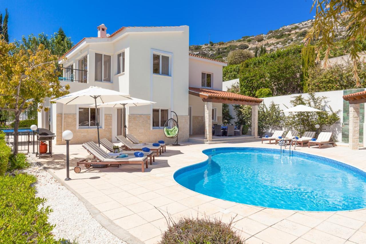 Villa Atlantica Пея Екстериор снимка