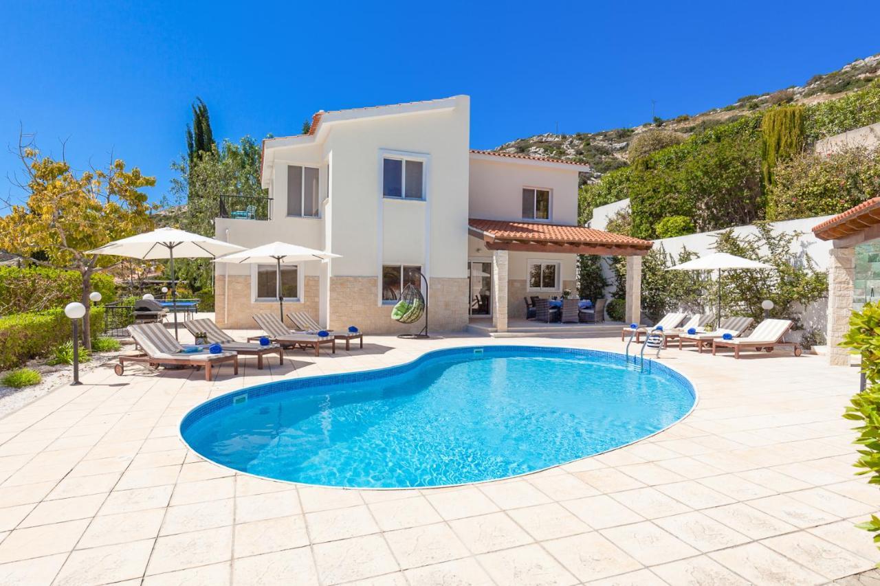 Villa Atlantica Пея Екстериор снимка