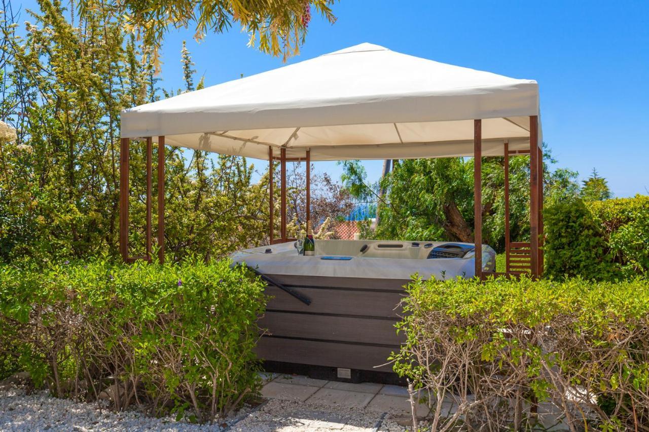 Villa Atlantica Пея Екстериор снимка